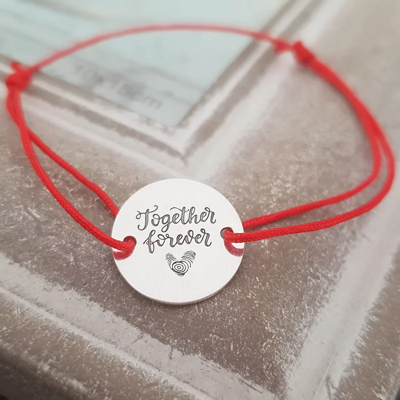 Together forever karkötő - Ezüst 925, piros zsinór