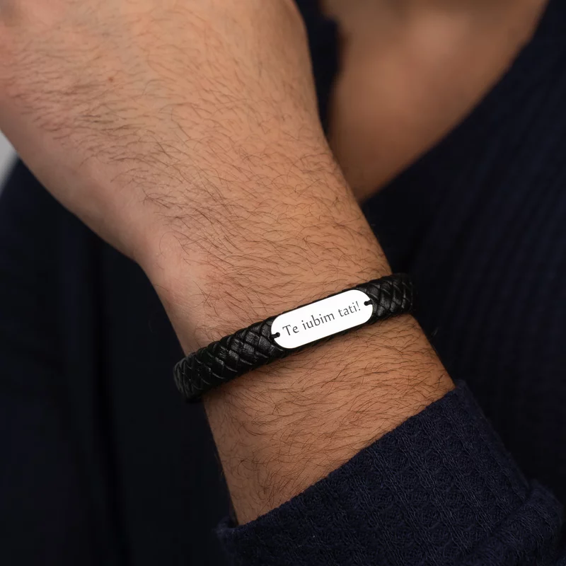 Bratara barbateasca cu piele lata neagra impletita - Placuta cu gravura personalizata - Argint 925 - Inchizatoare neagra inox picture - 2
