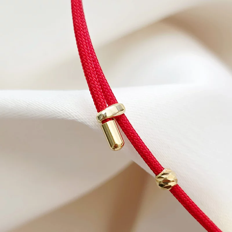 Brățara Cutie de cadou - Șnur rosu Gros si 2 bilute de 3 mm - Argint 925 placat cu Aur Galben 18K picture - 3