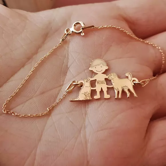 Bratara Familie - 3 Membri - baiat cu pisica si caine Ciobanesc turcesc Kangal - Argint 925 placat cu Aur roz 18K, cu lantisor