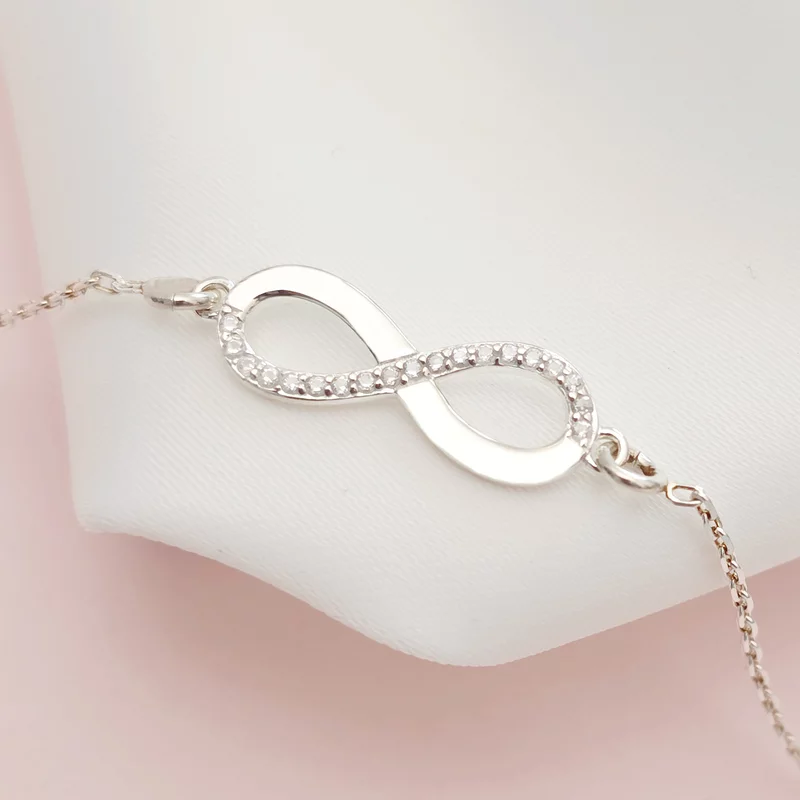 Bratara infinit decorat cu Zirconii albe  - Argint 925 - Lant bratara dama picture - 1