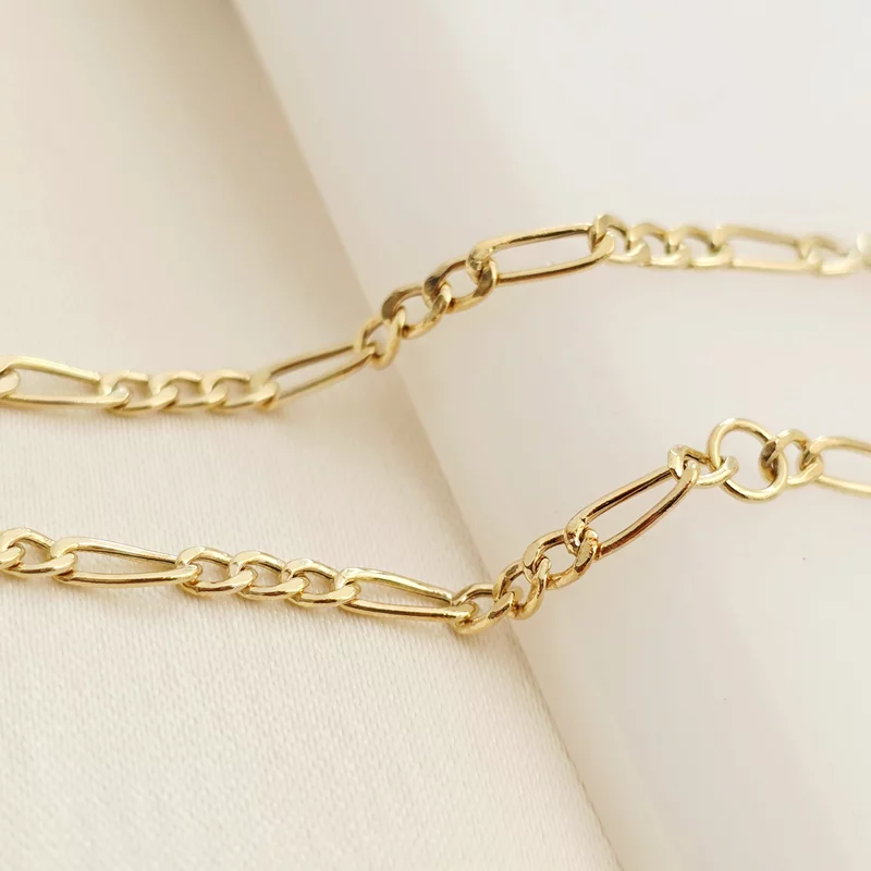 Bratara personalizata - Banut 10 mm - Inger pazitor decupat cu aripi deschise - Aur Galben 14 K -  Cu lantisor fata/baiat picture - 3