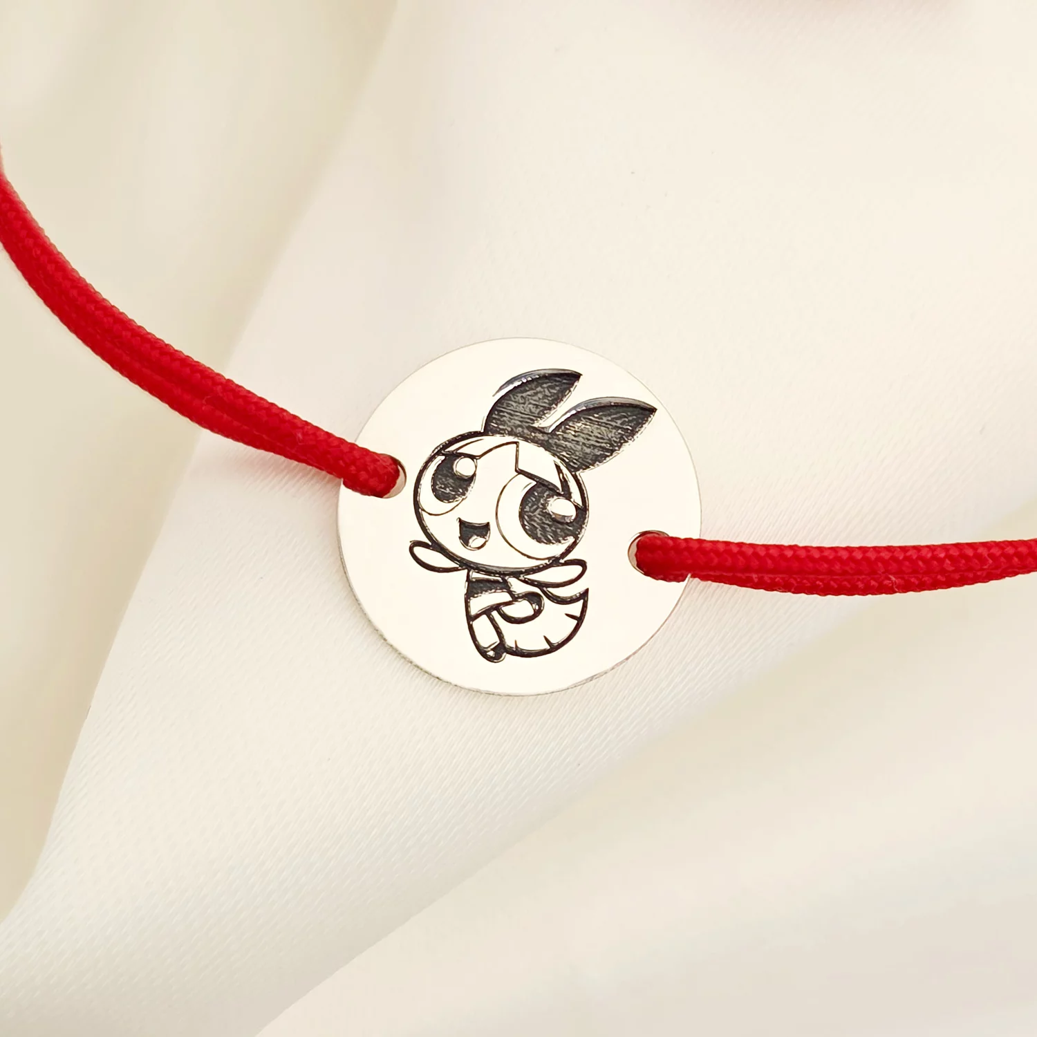 Bratara personalizata - Banut 12mm - Blossom - Fetitele Powerpuff - Argint 925 - snur reglabil rosu