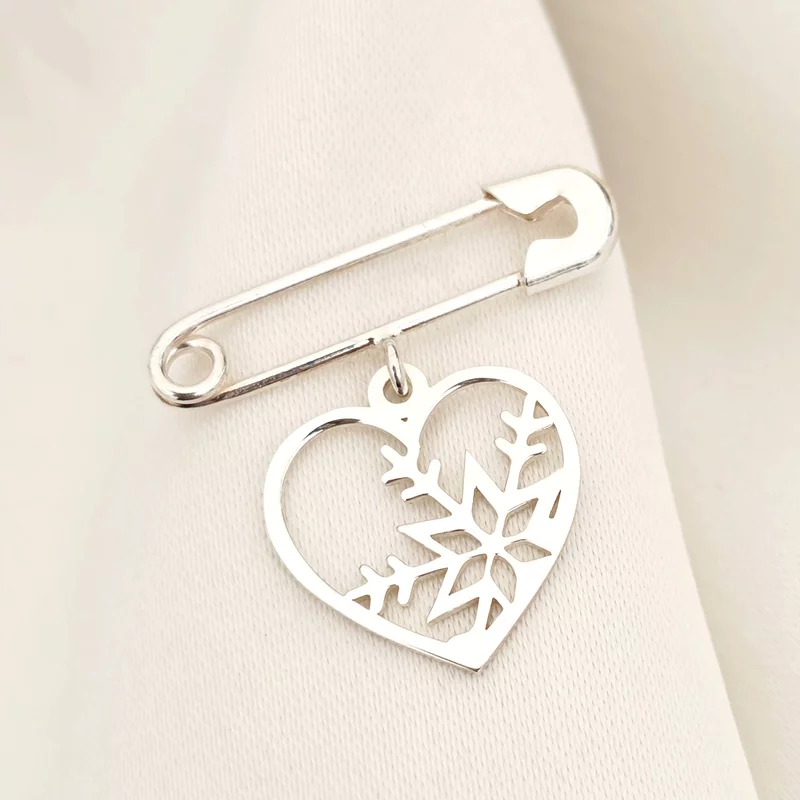 Brosa Ac de siguranta - Pandantiv Inima cu fulg de nea decupat–  Argint 925 picture - 2