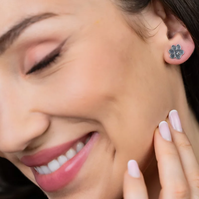 Cercei labuta gravati cu initiala - Argint 925, surub picture - 2