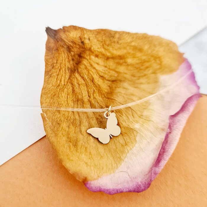 Choker Aur Galben 14K – Pandantiv Fluture – Lant silicon cu inchizatoare carabina 14K