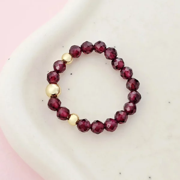 Inel Vitalitate SOLO - Pietre Granat & Bilute Argint placat cu Aur Galben 18k