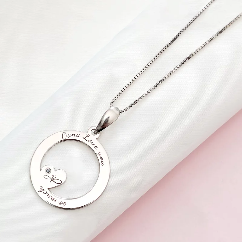 Lantisor personalizat cu Diamant Natural - Pandantiv disc cu nume si simbolul infinit al iubirii -  Argint 925 Rodiat picture - 3