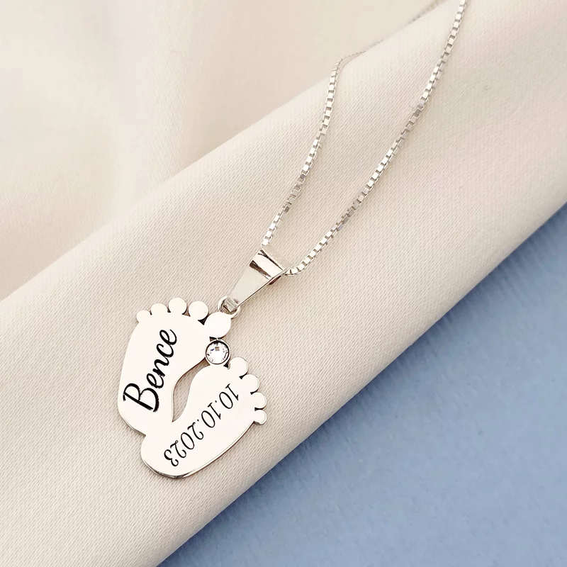 Lantisor cu pandantiv Picioruse gravate - Argint 925, Cristal Swarovski picture - 3