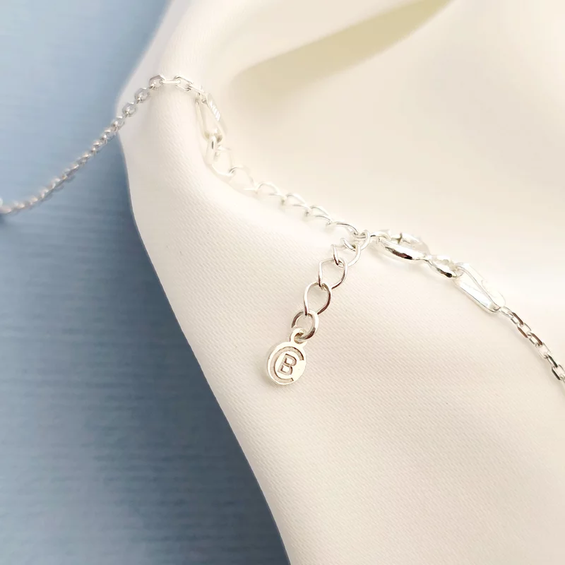 Lantisor Etern - Infint cu 3 nume decupate si cristale Swarovski - Argint 925 picture - 5