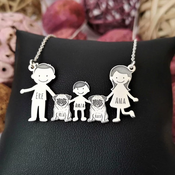 Lantisor Familie - 5 Membri cu 2 caini - Pug - Argint 925