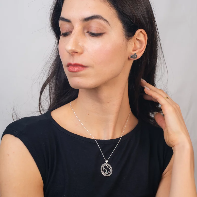 Lantisor Familie unita - Inimi in disc - 2 nume si cristale Swarovski - Argint 925 picture - 2