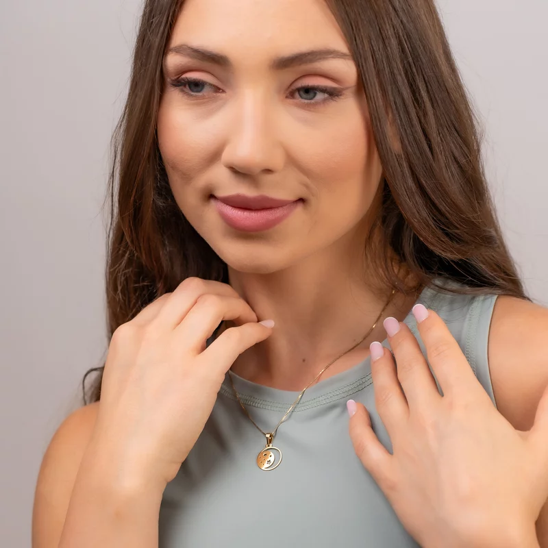 Lantisor luna si stelute - Pandantiv 16 mm - Luna si stelute - Argint 925 placat cu Aur Galben 18K picture - 2