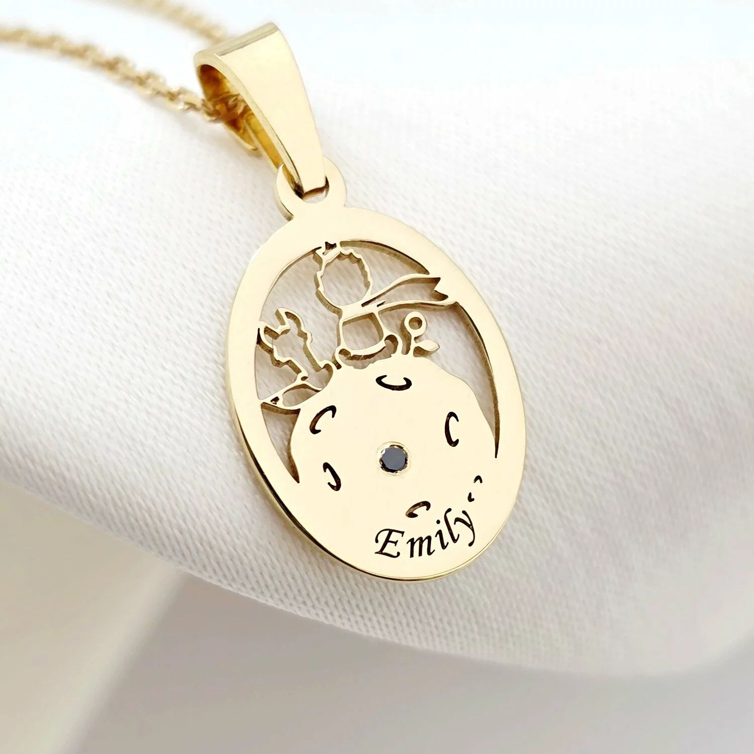 Lantisor personalizat cu Diamant natural - Pandantiv Micul decupat si Nume personalizat- Argint 925 placat cu Aur Galben 18K