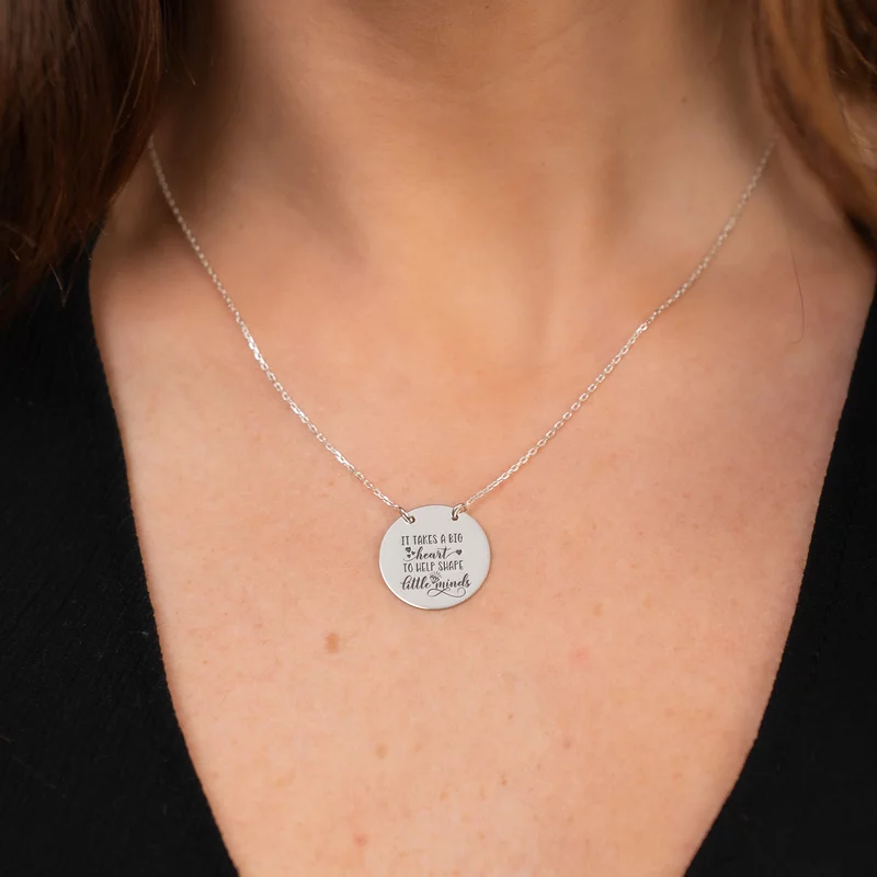 Lantisor personalizat - pandantiv banut 20 mm - Model educatoare/invatatoare - Text engleza - Argint 925 picture - 4