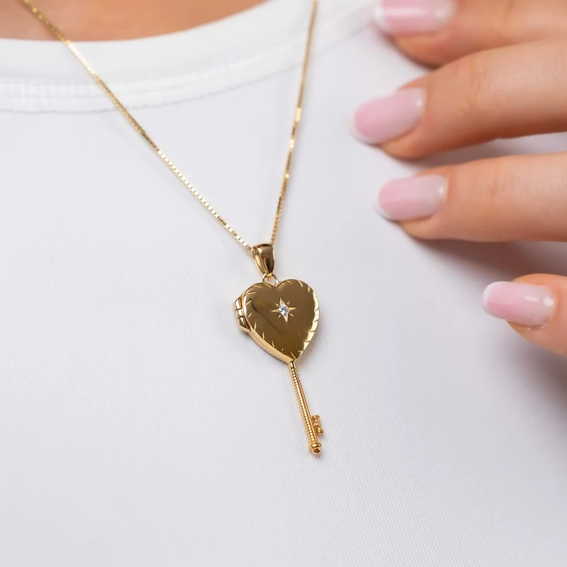 Medalion Cheia iubirii - Locket cu poze in interior - Argint 925 placat cu Aur Galben 18K si cristal Zirconia picture - 2