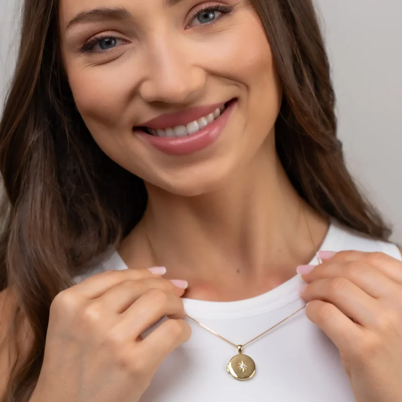 Medalion Eterna stea - Locket cu poze in interior - Argint 925 Argint 925 placat cu Aur Galben 18K si cristal Zirconia picture - 2