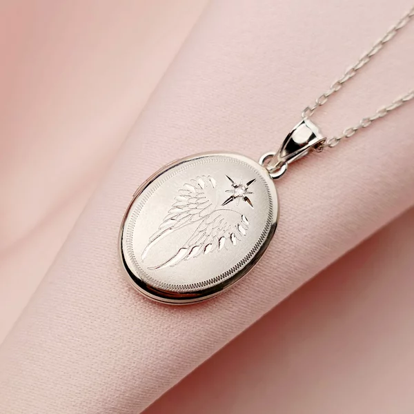 Medalion oval cu poze in interior - Angel Wings Diamond - Argint 925