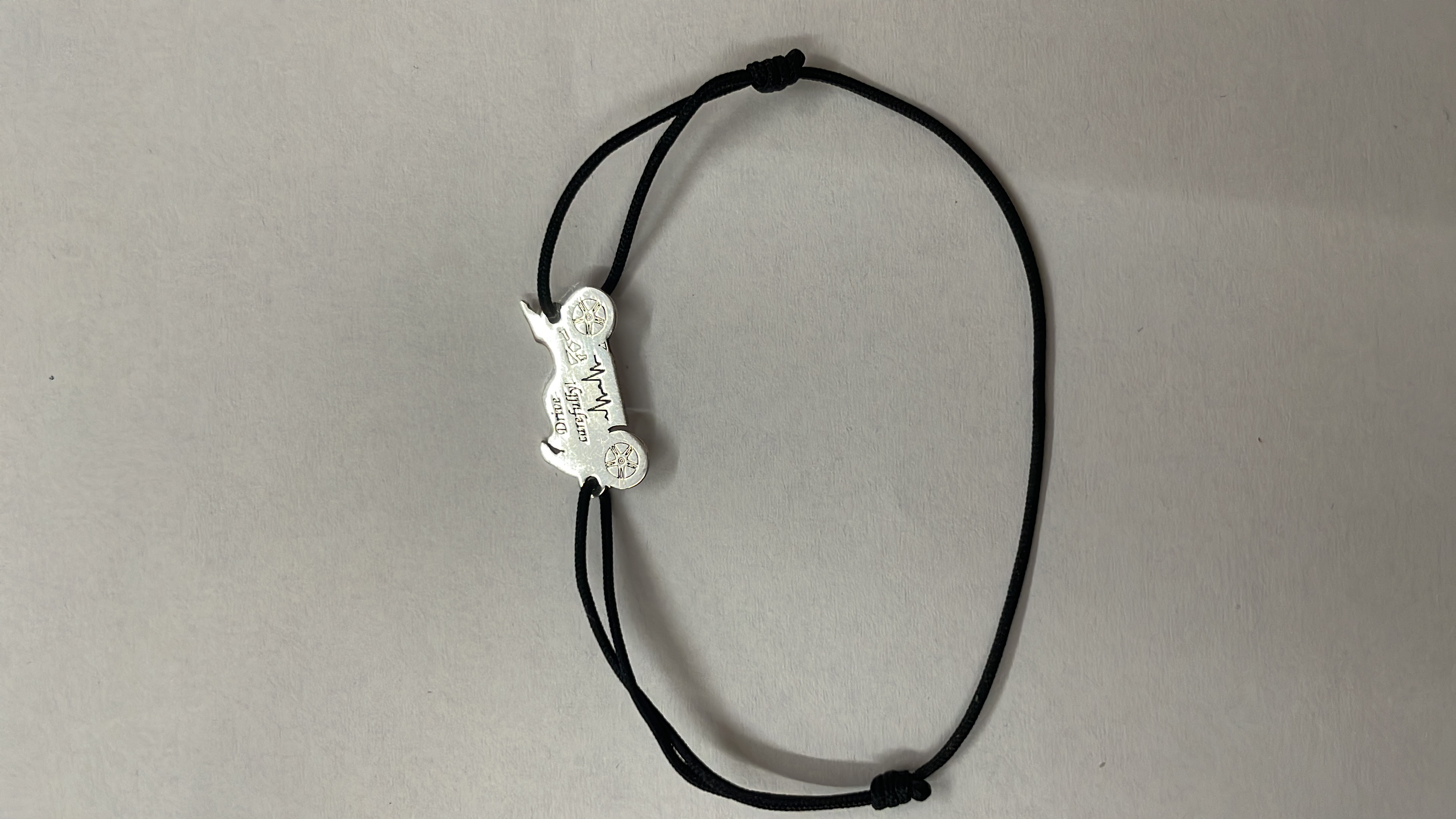 Recenzie Bratara personalizata - Motocicleta - Argint 925, snur diverse culori reglabil - Ioana A.