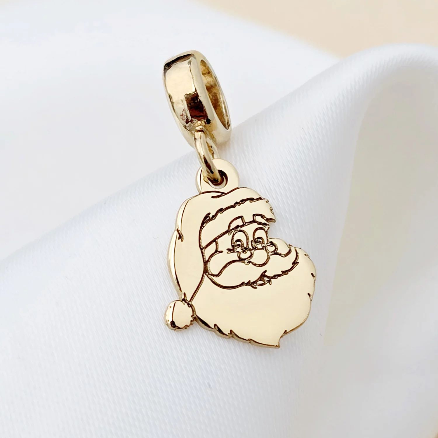Charm personalizat Craciun - Mos Craciun - Argint 925 placat cu Aur galben 18K