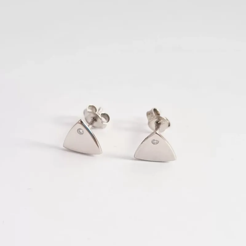 Cercei cu Diamante naturale - Model trilliant - Aur Alb 14K - Inchizatoare surub picture - 2