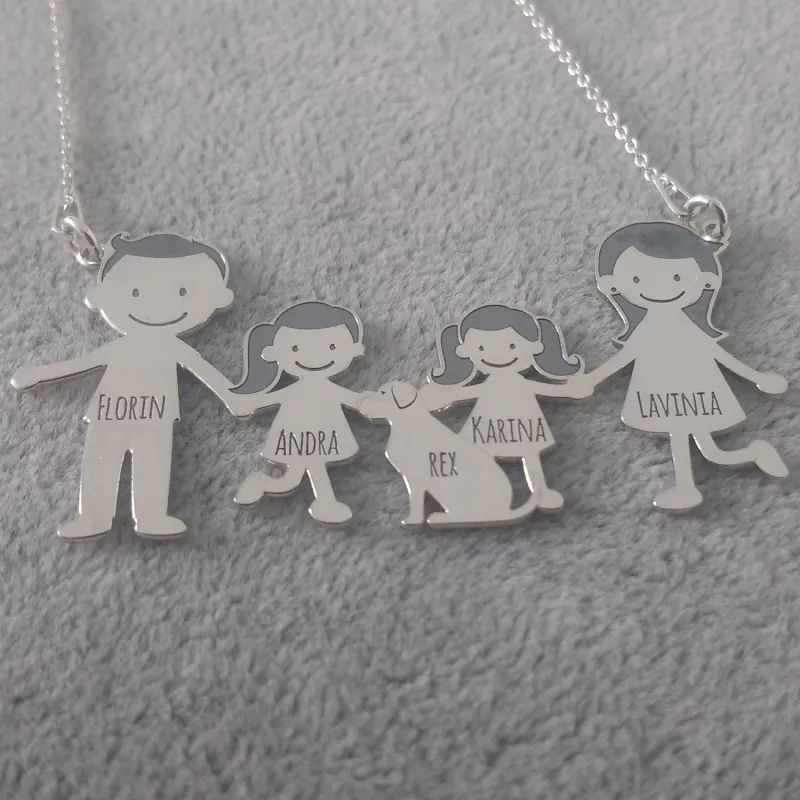Lantisor Familie - 5 Membri cu caine - Argint 925 picture - 5