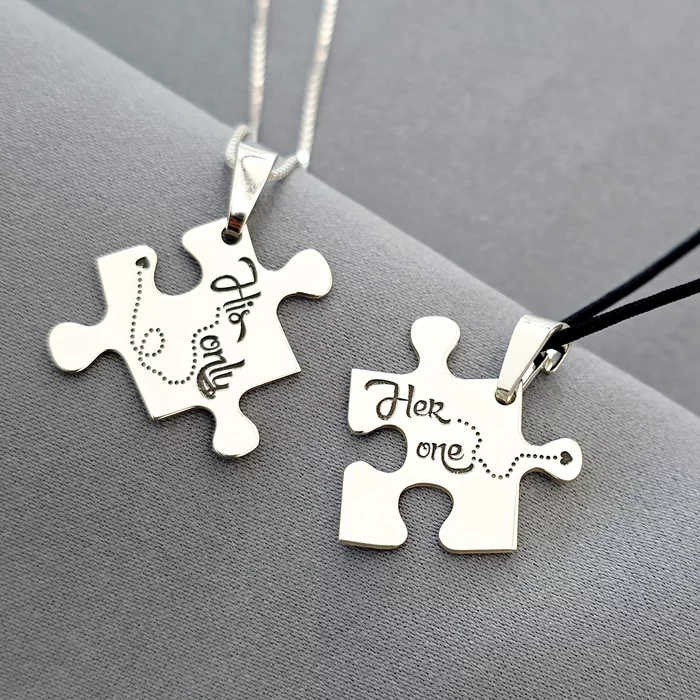 Set 2 lantisoare - Cuplu - Piese de puzzle personalizate - Argint 925