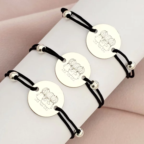 Set 3 bratari personalizate - Inima Smile- Banut 15 mm cu 3 siluete cu codite Surori/Prietene - Bilute 4 mm -  Argint 925 - Snur reglabil