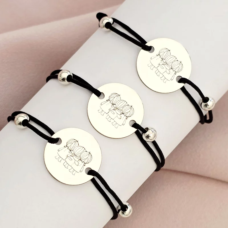 Set 3 bratari personalizate - Inima Smile- Banut 15 mm cu 3 siluete cu codite Surori/Prietene - Bilute 4 mm -  Argint 925 - Snur reglabil