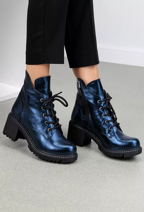 Botine dama albastre sidefate din piele cu toc gros