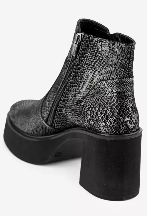 Botine dama din piele cu model snake print
