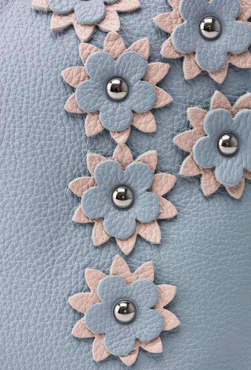 Geanta bleu din piele naturala cu model floral roz cu bleu Alia