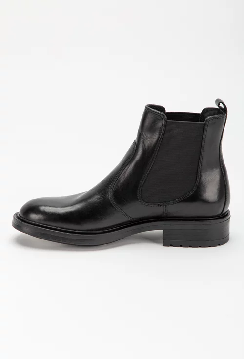 Ghete cu elastic pe laterale confectionate din piele neagra