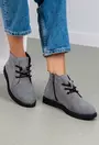 Ghete gri din piele intoarsa cu siret