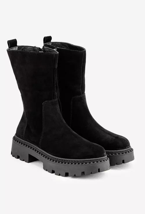 Ghete negre din piele intoarsa