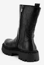 Ghete negre din piele texturata