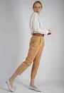 Pantaloni bej cu accesoriu curea