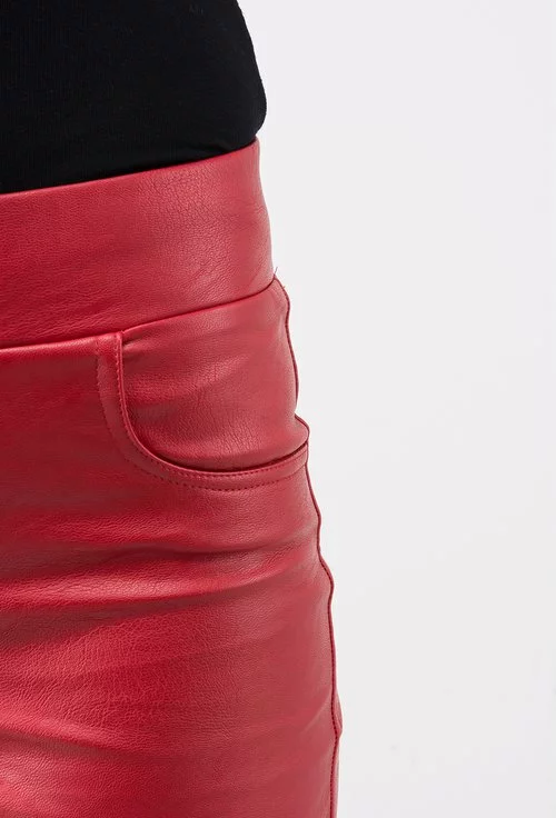 Pantaloni rosii din piele sintetica Elvira