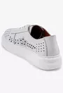 Pantofi albi din piele cu model perforat
