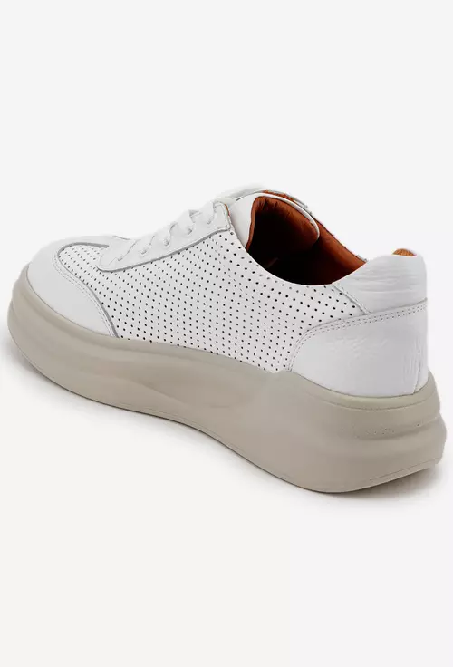 Pantofi albi din piele naturala