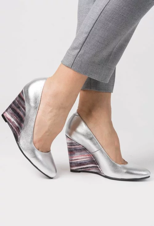 Pantofi argintii din piele naturala Nely