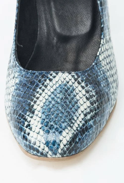 Pantofi bleumarin cu crem din piele naturala cu imprimeu tip piele de reptila Scarlet