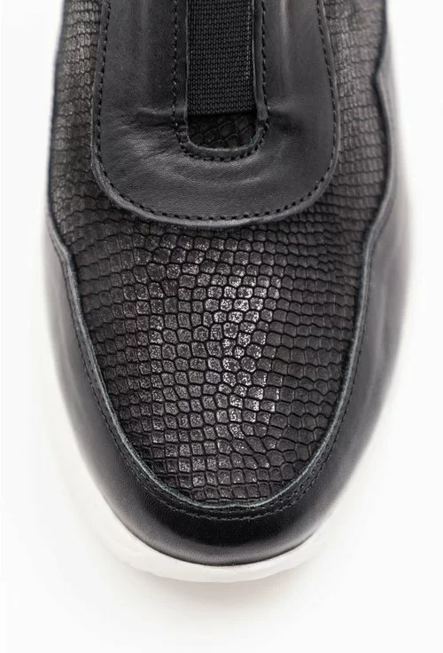 Pantofi casual negri din piele naturala cu platforma