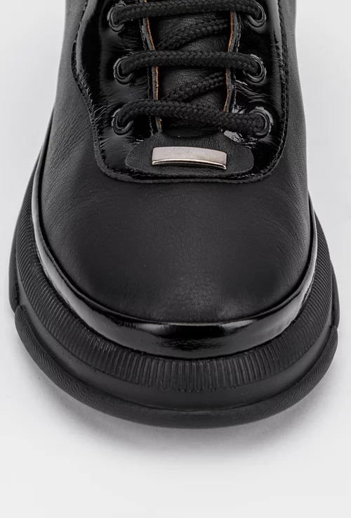 Pantofi casual negri din piele naturala cu siret