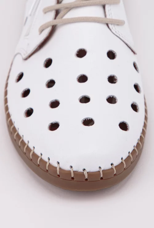 Pantofi dama albi din piele cu detalii perforate