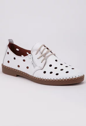 Pantofi dama albi din piele cu detalii perforate