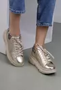 Pantofi dama din piele aurie cu detalii snake print