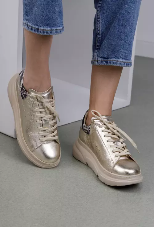 Pantofi dama din piele aurie cu detalii snake print