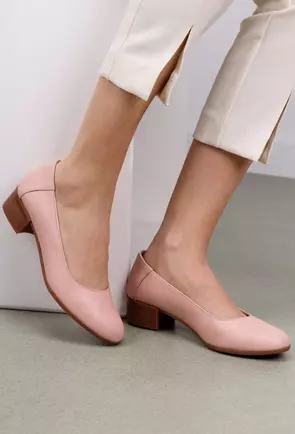 Pantofi dama roz din piele naturală cu toc maro