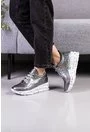 Pantofi din piele naturala cu efect holografic